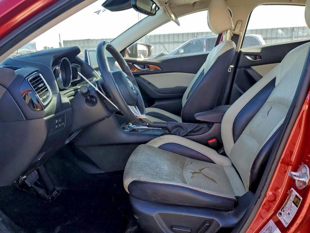 Mazda 3 Grand Touring Image 5