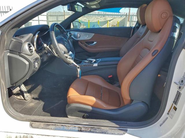 Mercedes-Benz C-Class 300 4matic Image 10