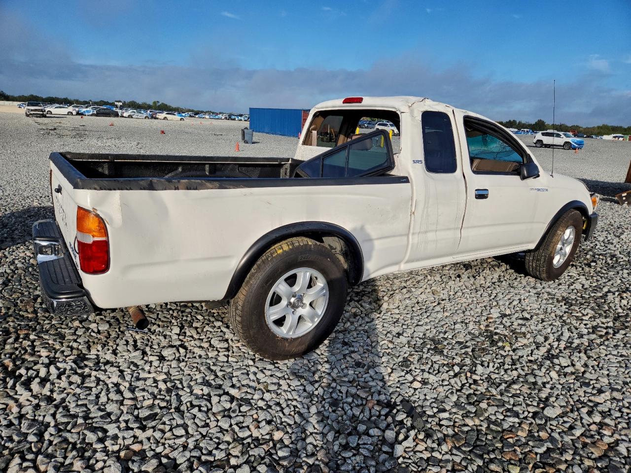 Toyota Tacoma Xtracab Image 4