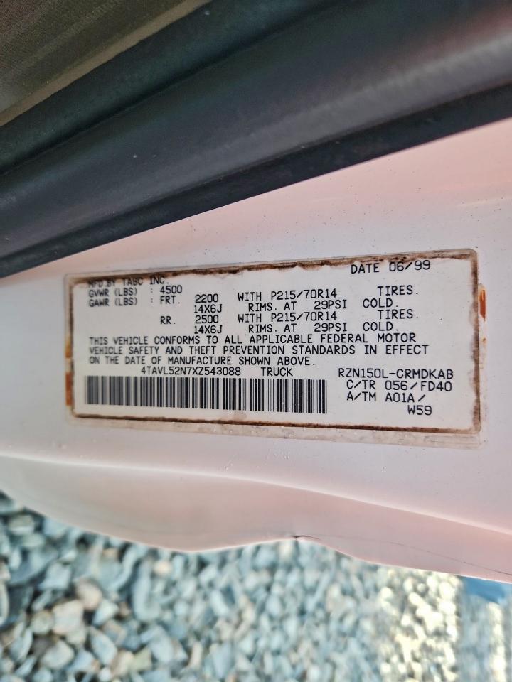 Toyota Tacoma Xtracab Image 12