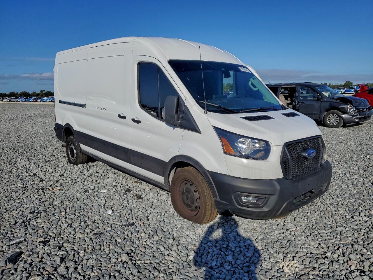 Ford Transit T-150 Image 2