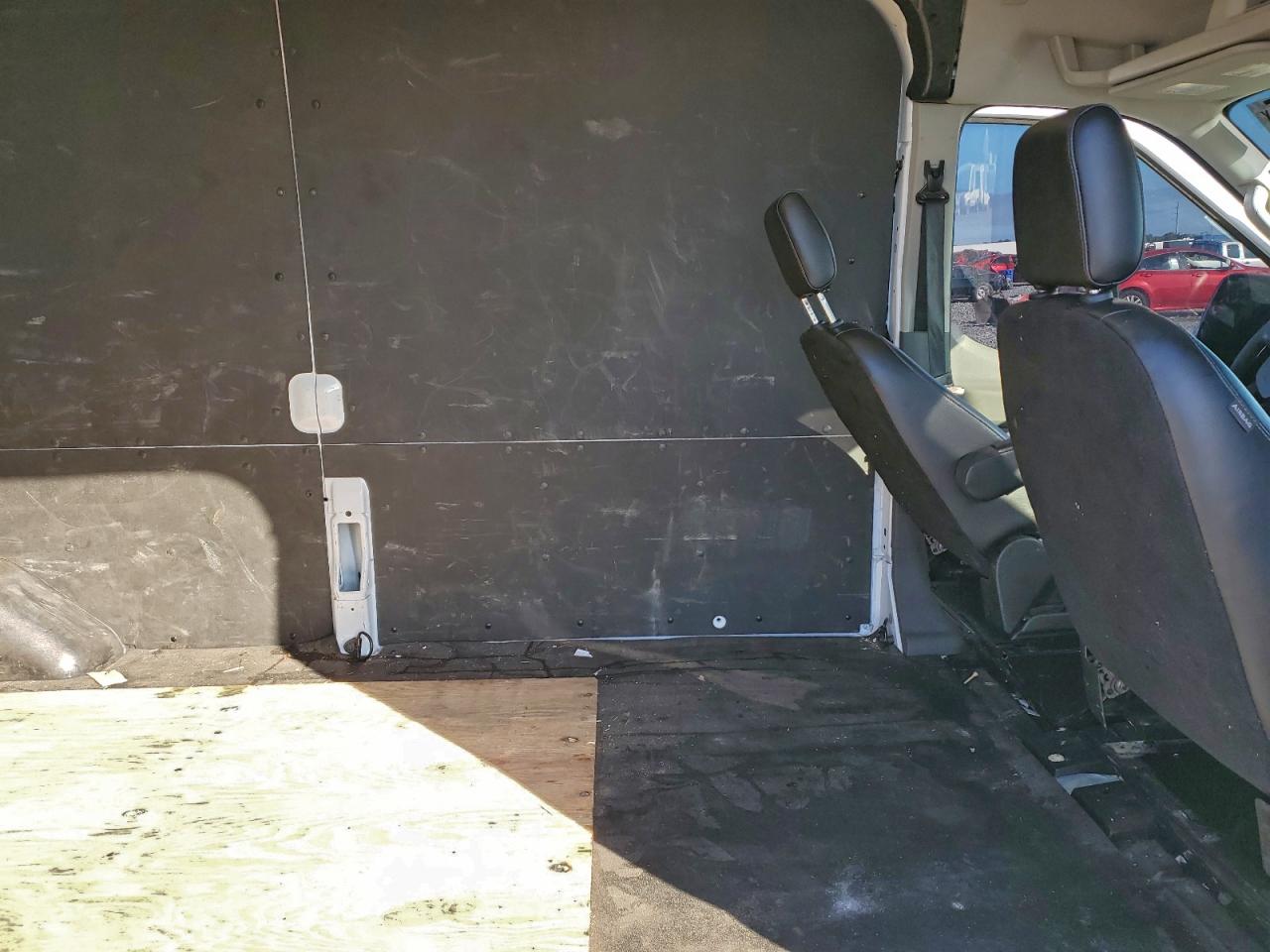 Ford Transit T-150 Image 11