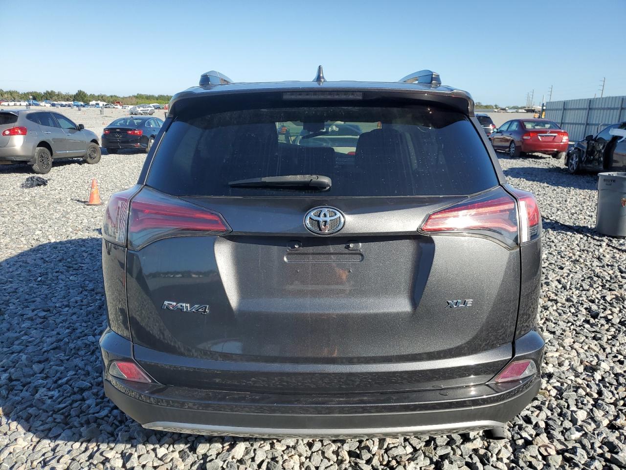 Toyota RAV4 Adventure Image 12