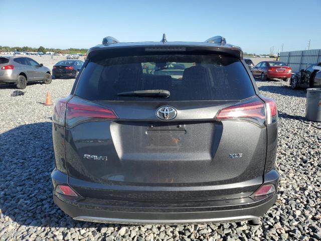 Toyota RAV4 Adventure Image 12