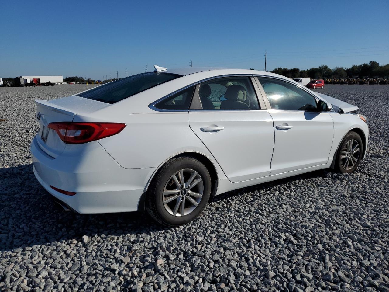 Hyundai SONATA Se Image 6