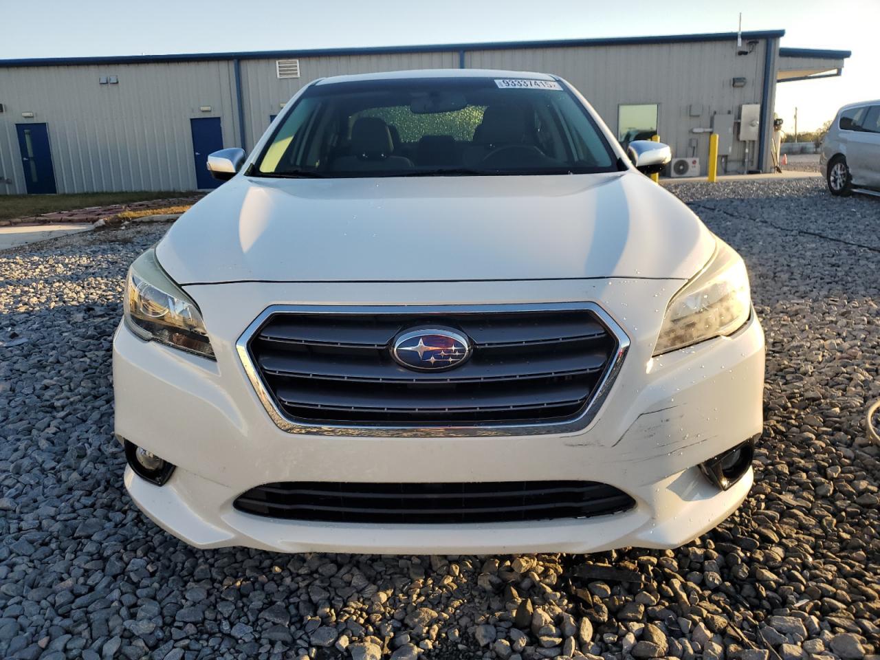 Subaru Legacy Sport Image 12