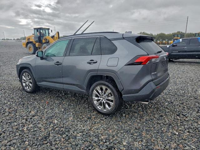 Toyota RAV4 Xle Premium Image 11