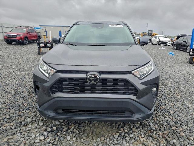 Toyota RAV4 Xle Premium Image 10