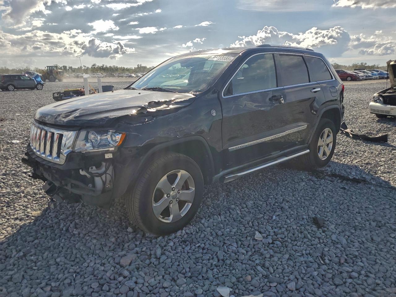 Jeep Grand Cherokee Overland Image 1