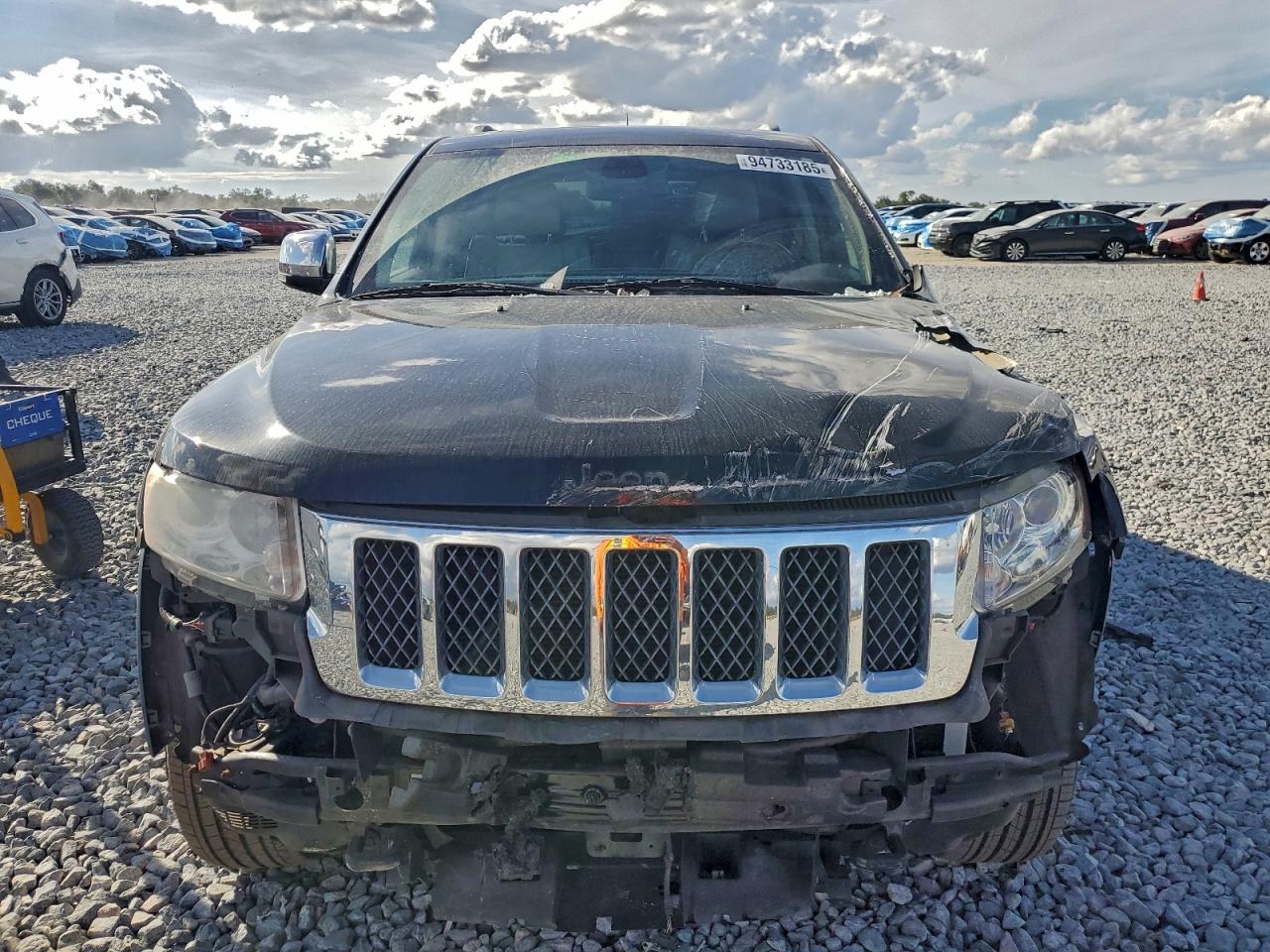 Jeep Grand Cherokee Overland Image 5