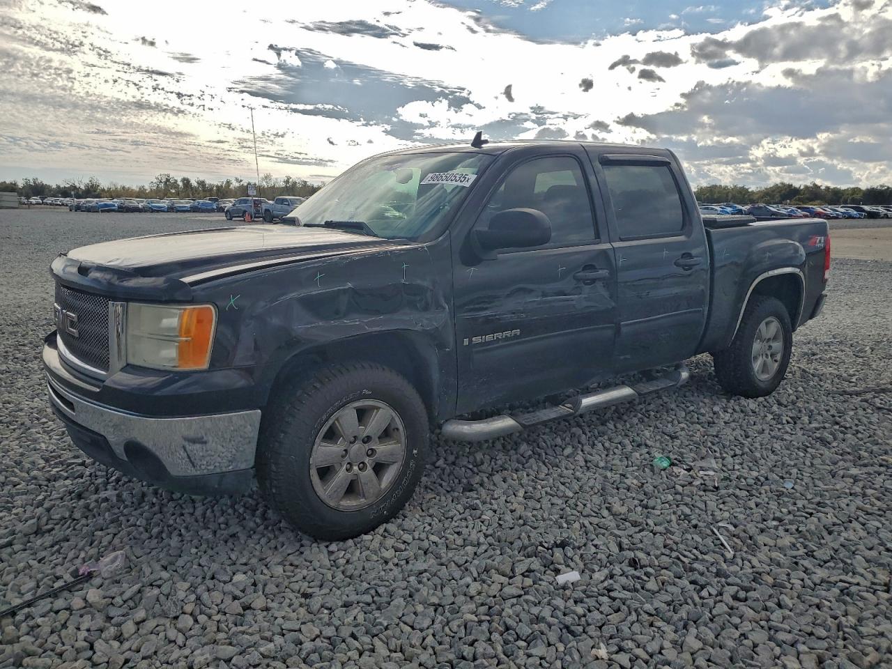 GMC Sierra K1500 Image 1