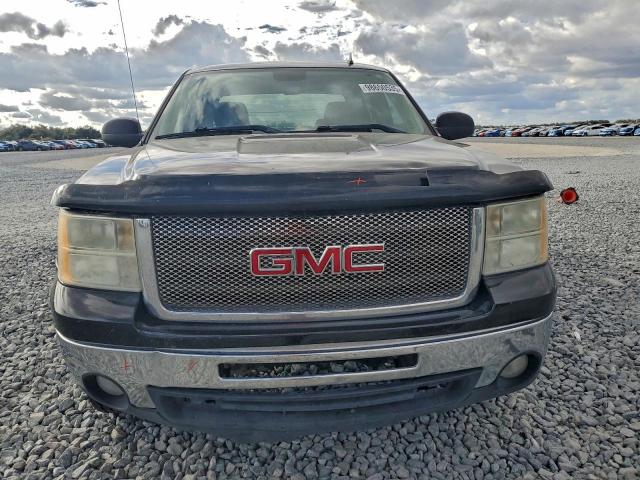 GMC Sierra K1500 Image 3