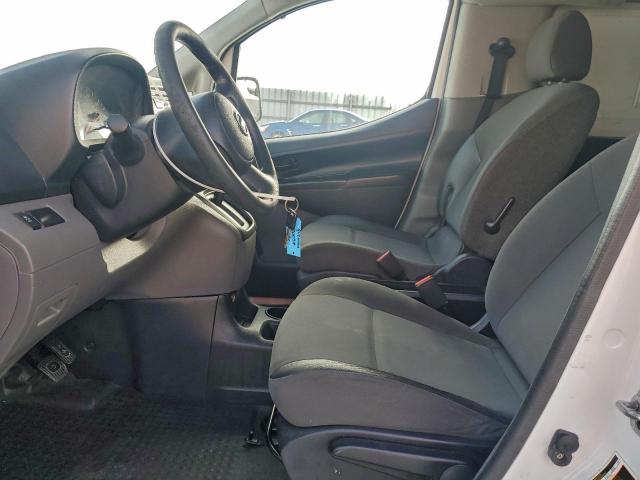 Nissan Nv 2.5s Image 10