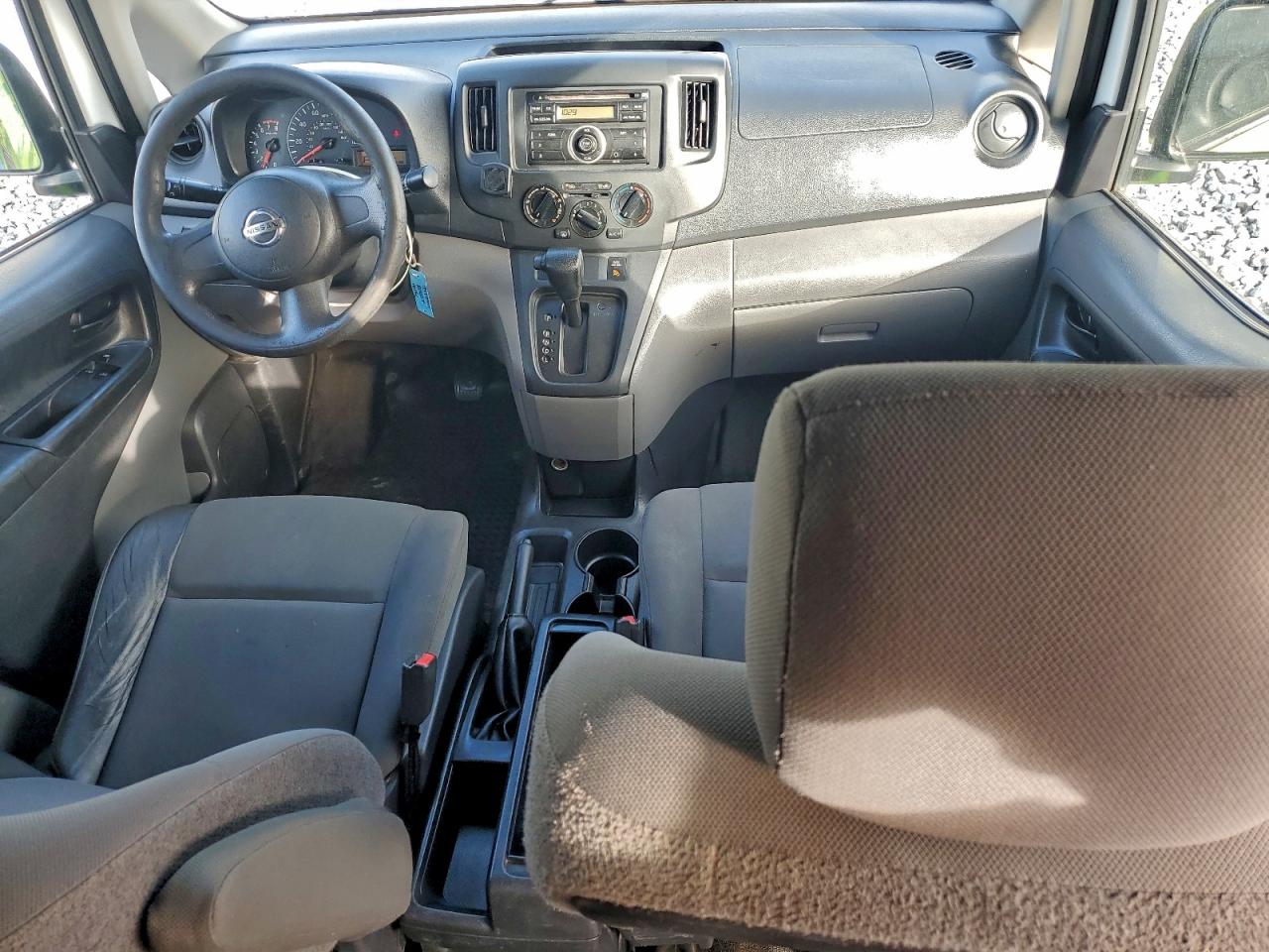 Nissan Nv 2.5s Image 7