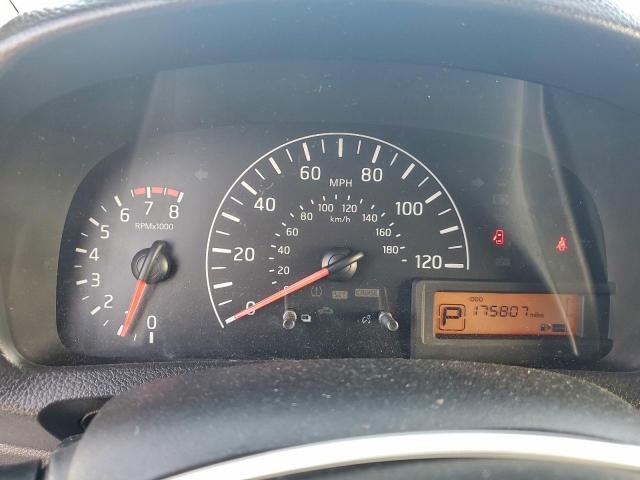 Nissan Nv 2.5s Image 6