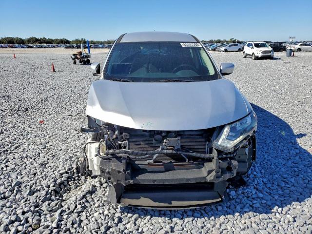 Nissan Rogue S Image 2