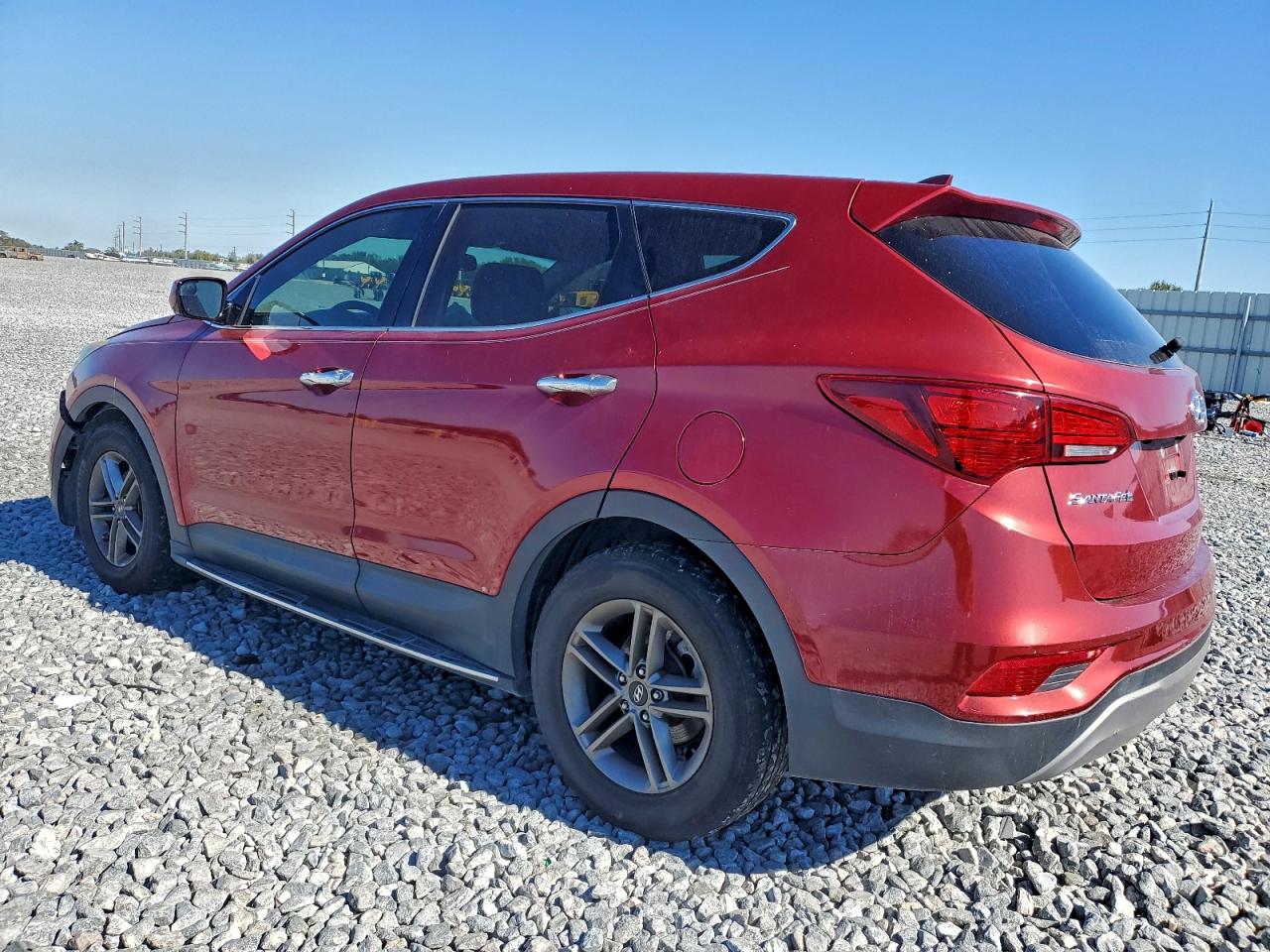 Hyundai SANTA FE Image 2