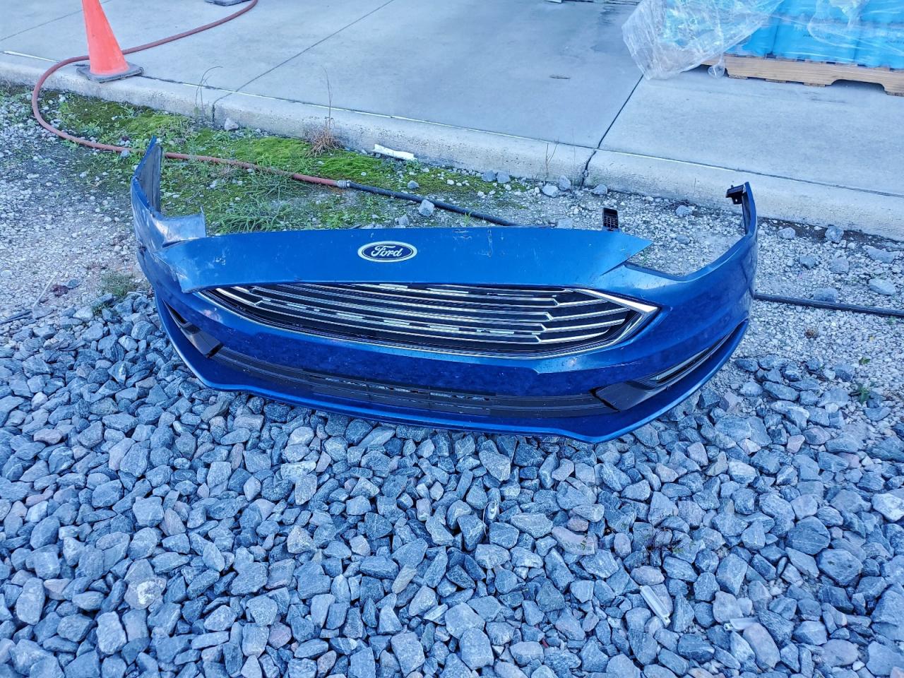 Ford Fusion Se Image 3