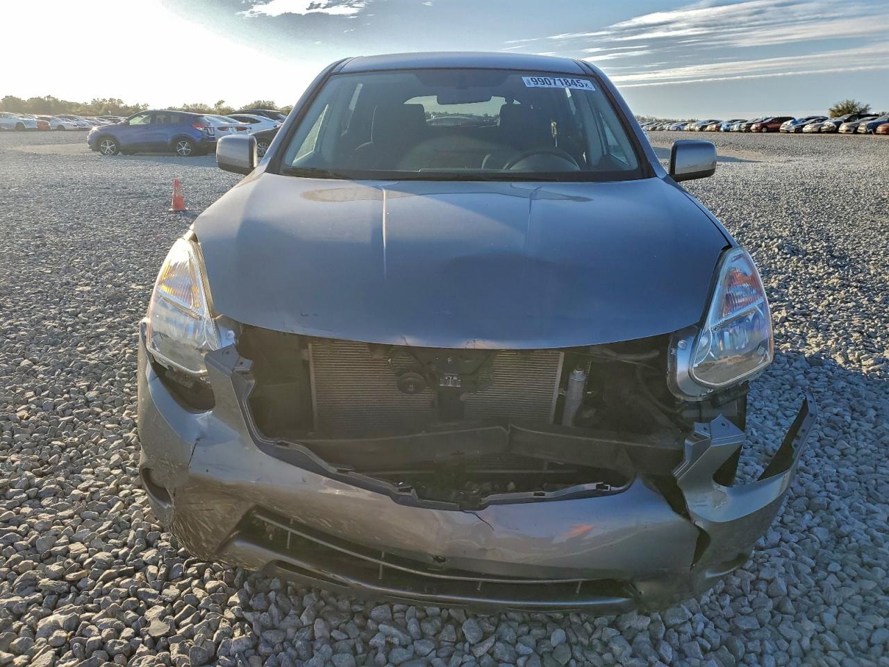 Nissan Rogue S Image 5