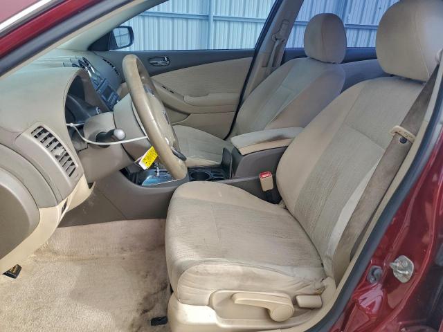 Nissan Altima Base Image 2