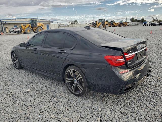 BMW 7 Series Xi Image 4