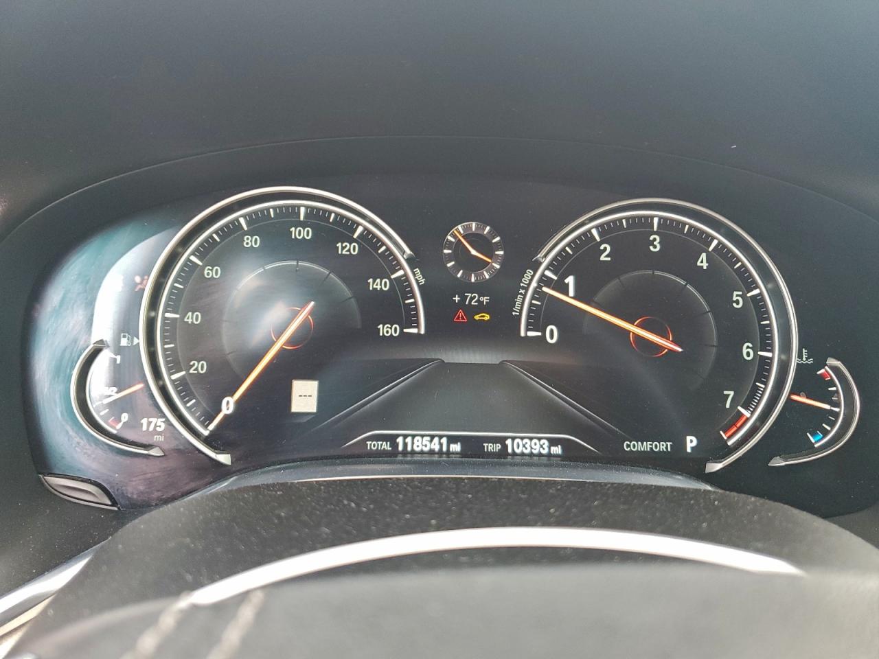 BMW 7 Series Xi Image 8