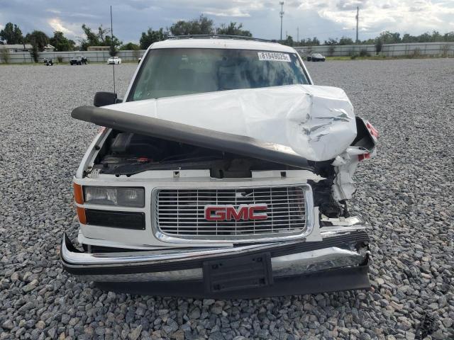 GMC Suburban C1500 Image 6