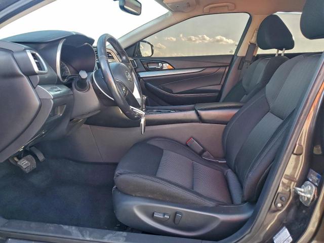 Nissan Maxima 3.5s Image 9