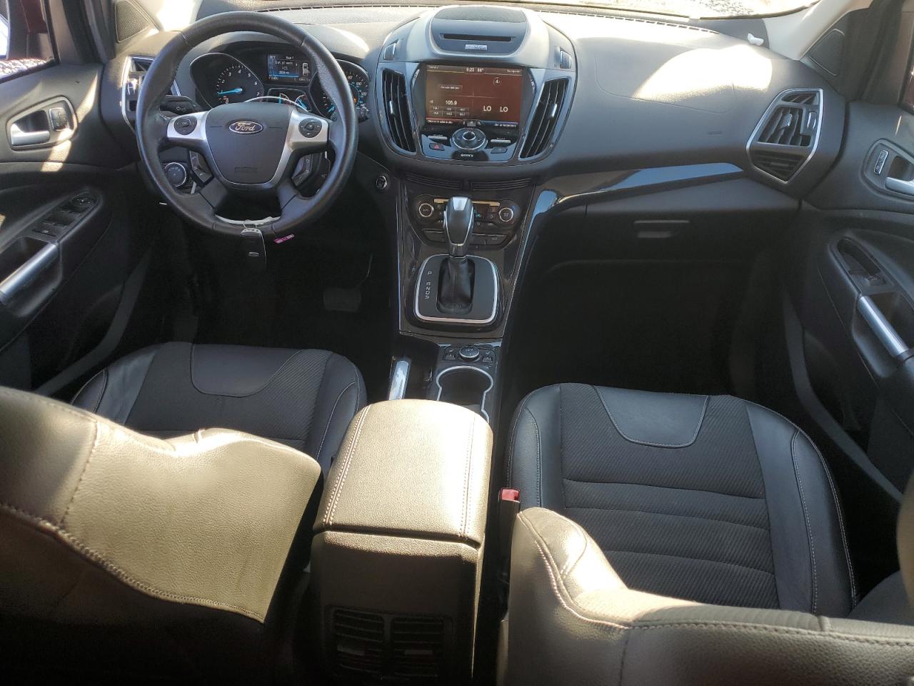 Ford Escape Titanium Image 7