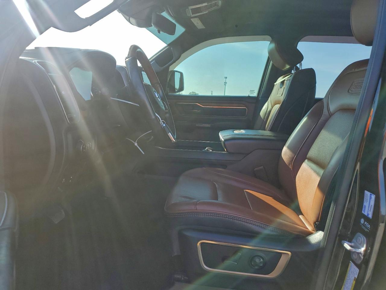 Ram 1500 Longhorn Image 10