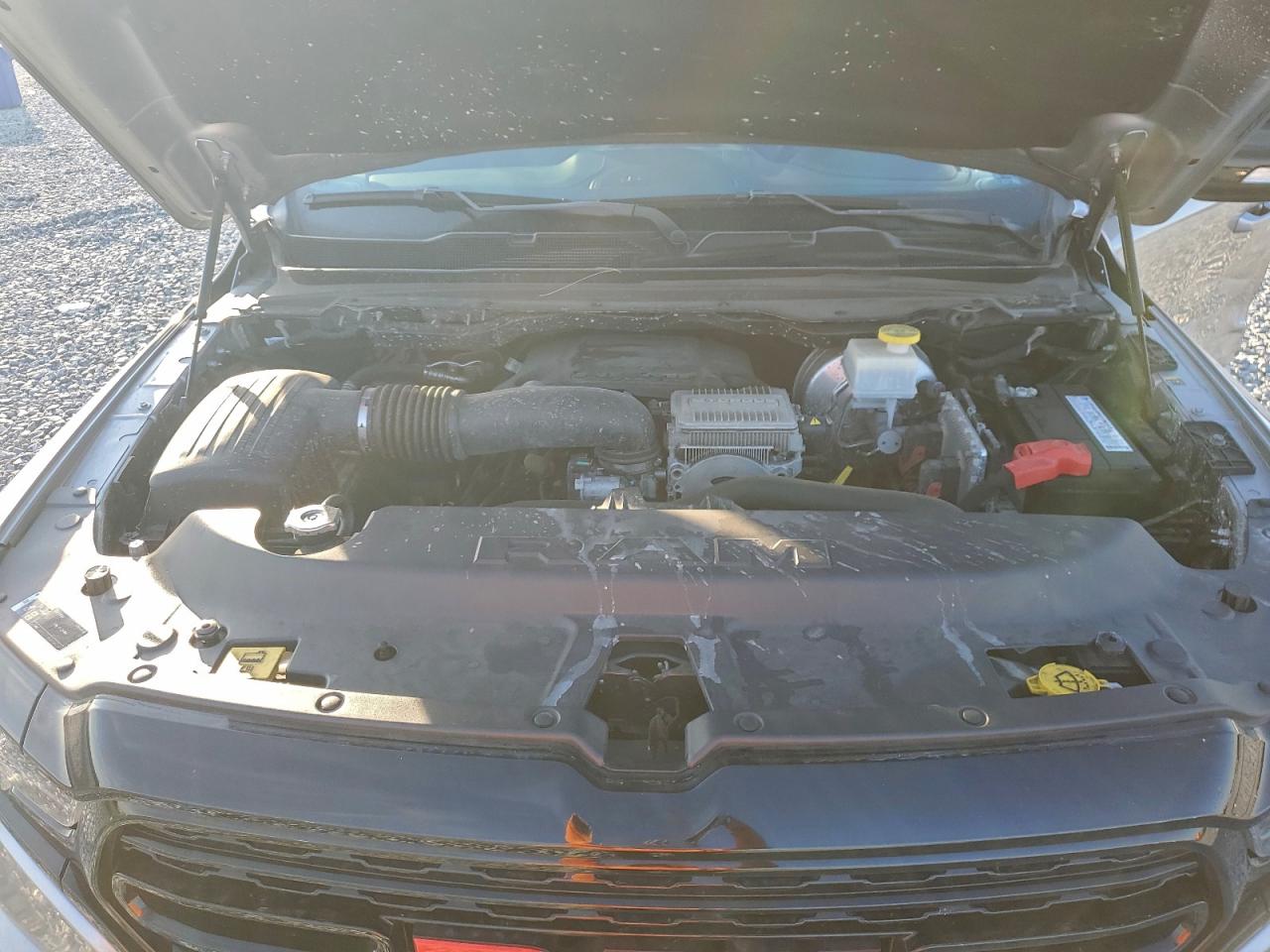 Ram 1500 Limited Image 8