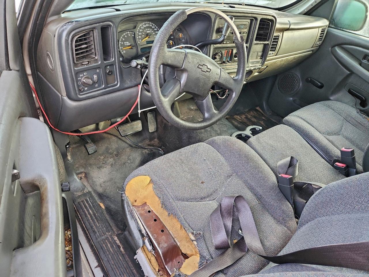 Chevrolet Silverado C2500 Heavy Duty Image 6