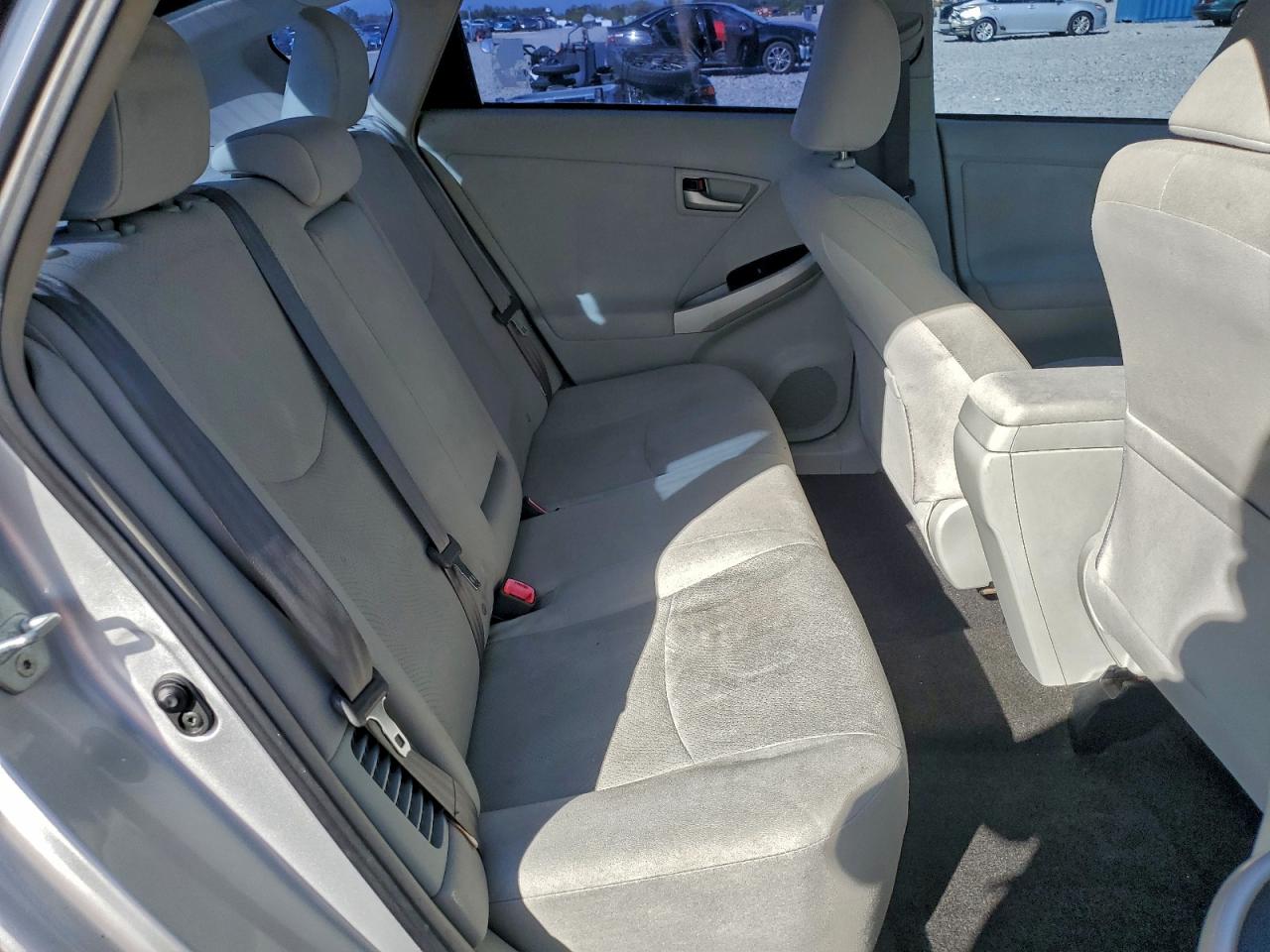 Toyota Prius Image 6