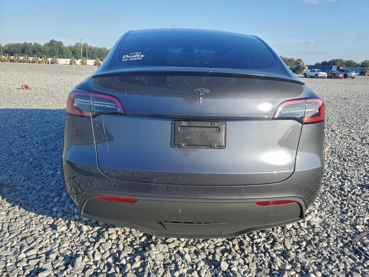 Tesla Model Y Image 5