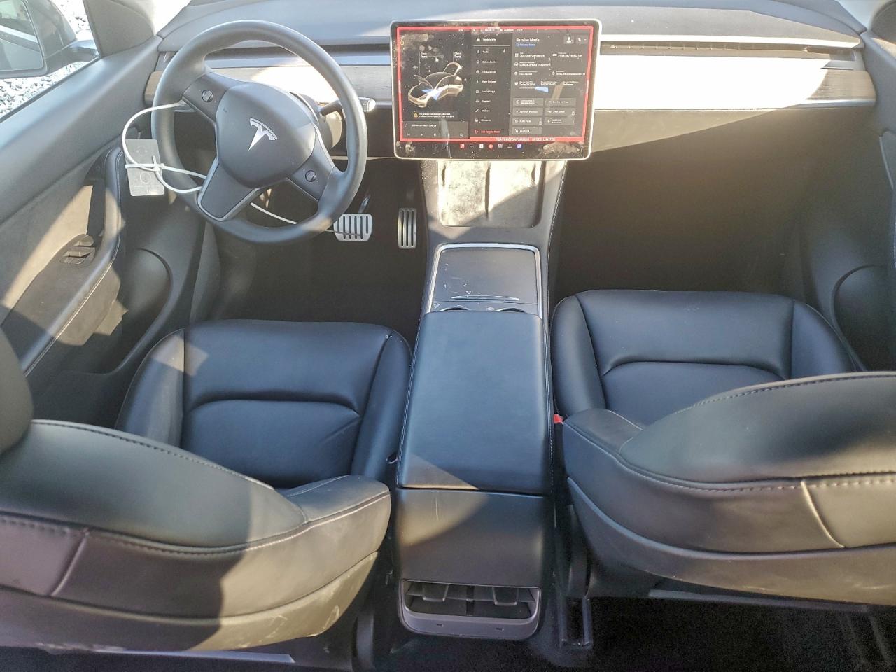 Tesla Model Y Image 13