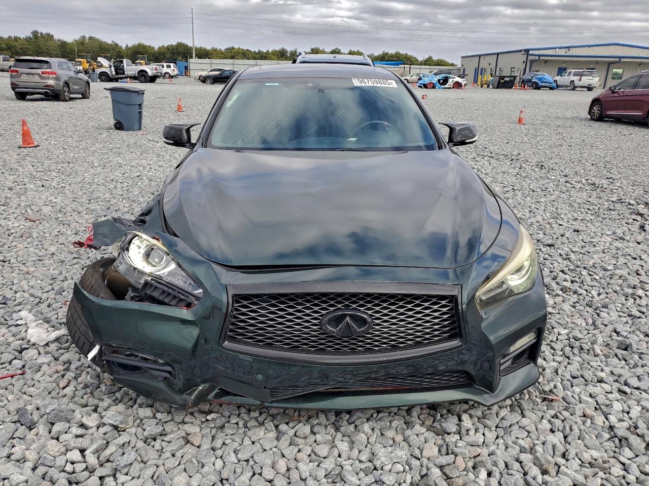 INFINITI Q50 Red Sport 400 Image 9