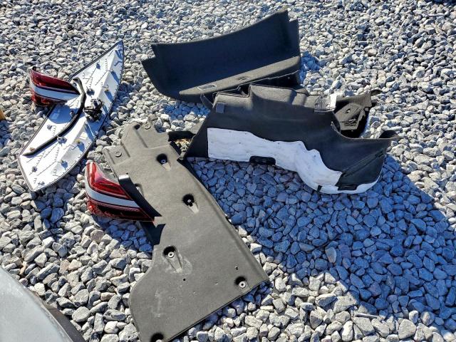 Genesis G70 Base Base Image 12