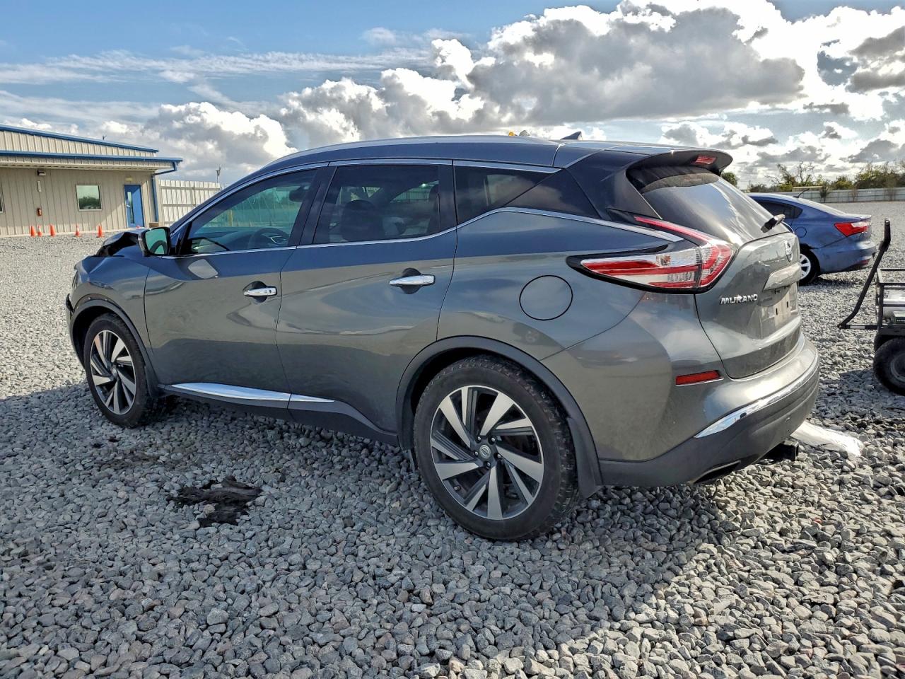 Nissan Murano S Image 3