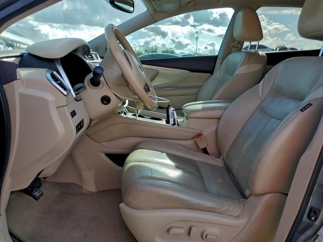 Nissan Murano S Image 5