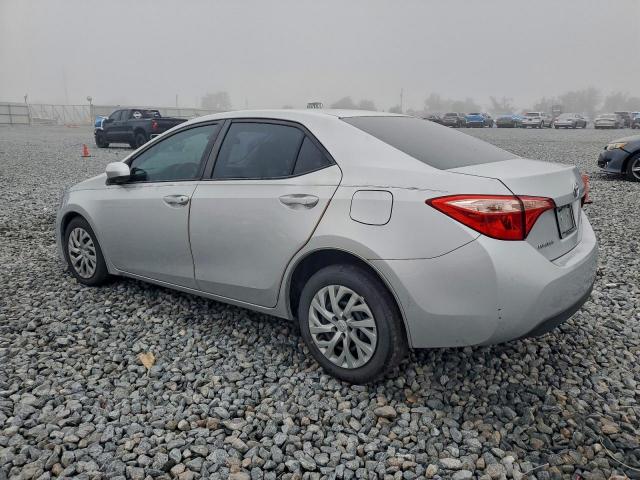 Toyota Corolla L Image 4
