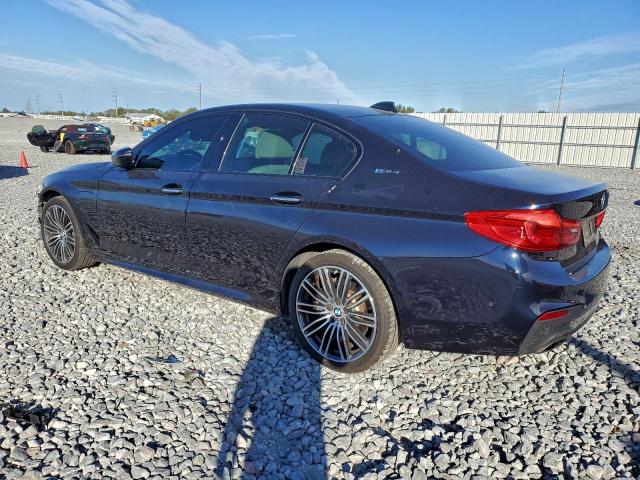 BMW 5 Series Image 4