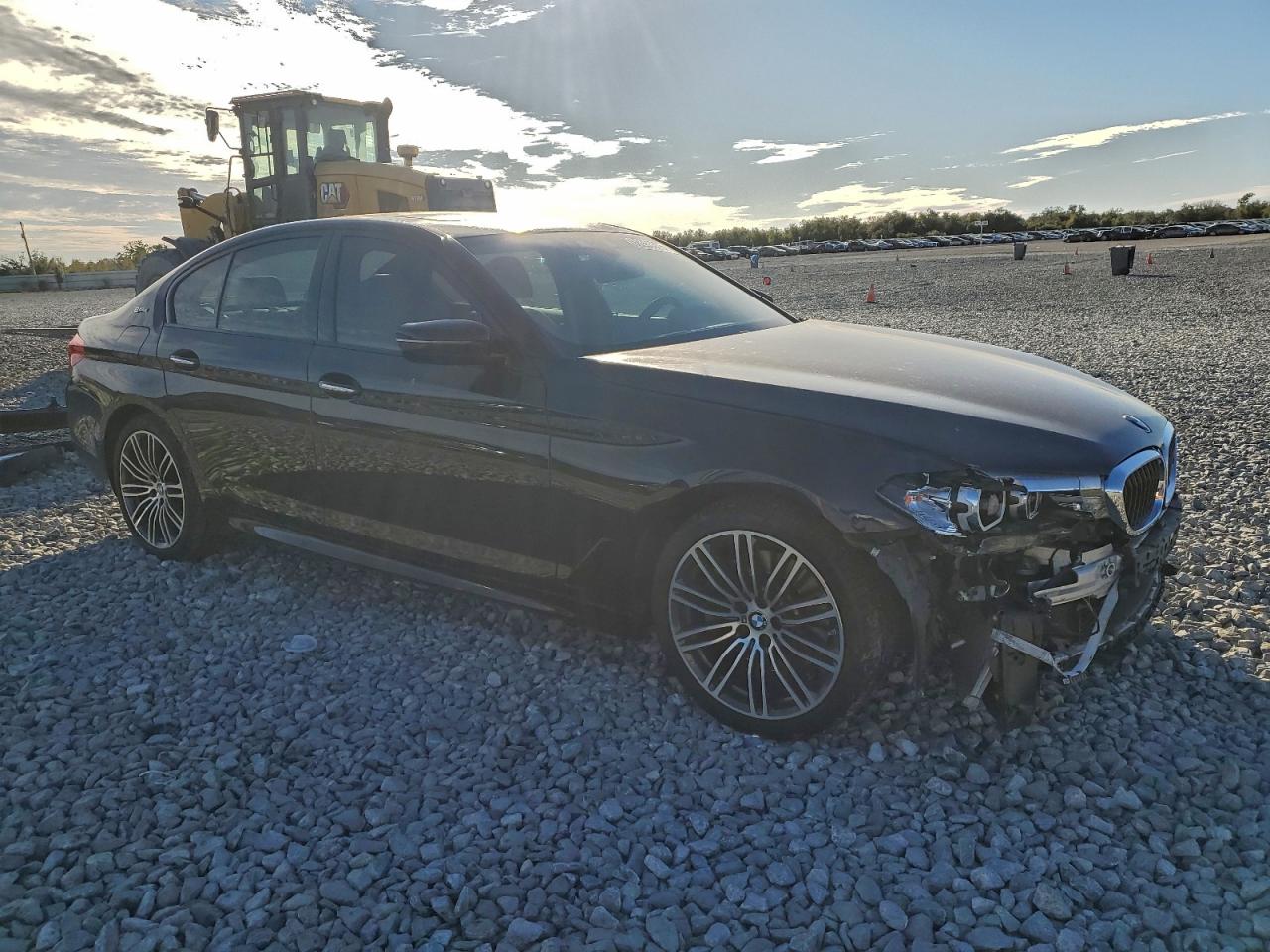 BMW 5 Series Image 3