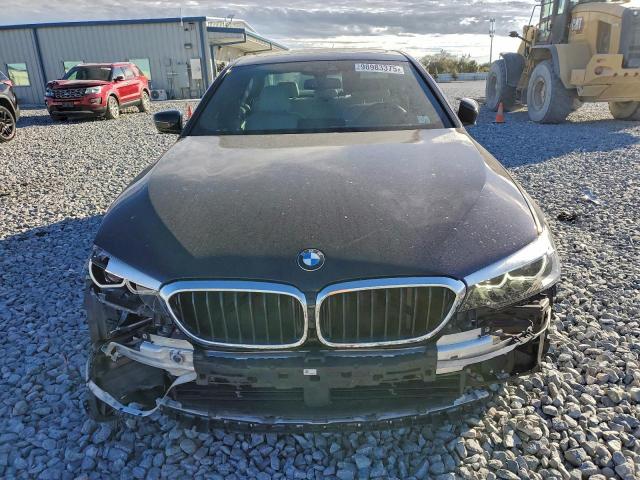 BMW 5 Series Image 7