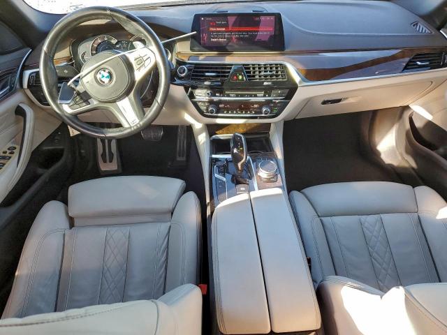 BMW 5 Series Image 12