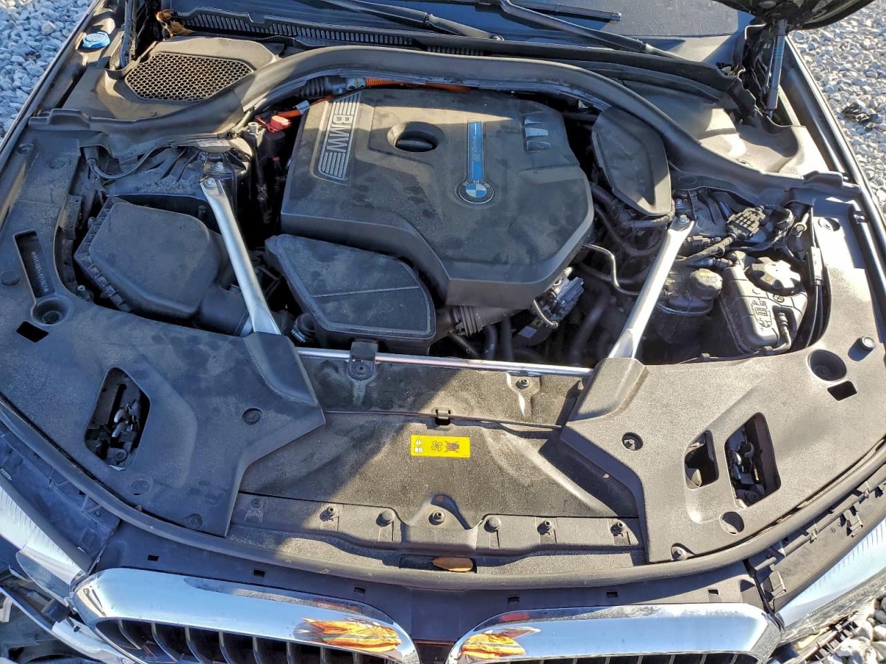 BMW 5 Series Image 2