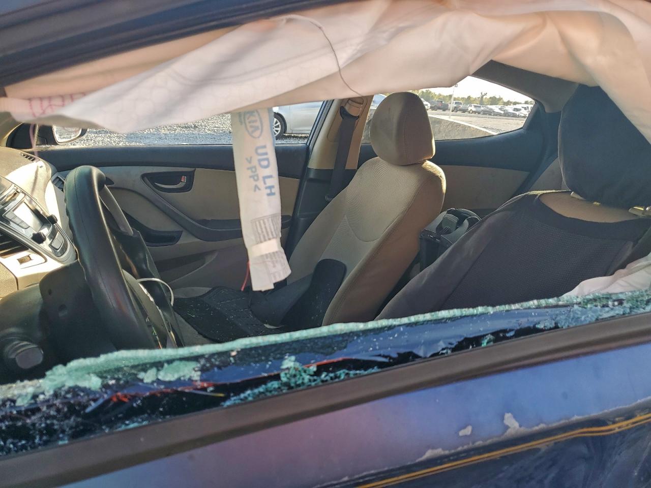 Hyundai ELANTRA Se Image 3