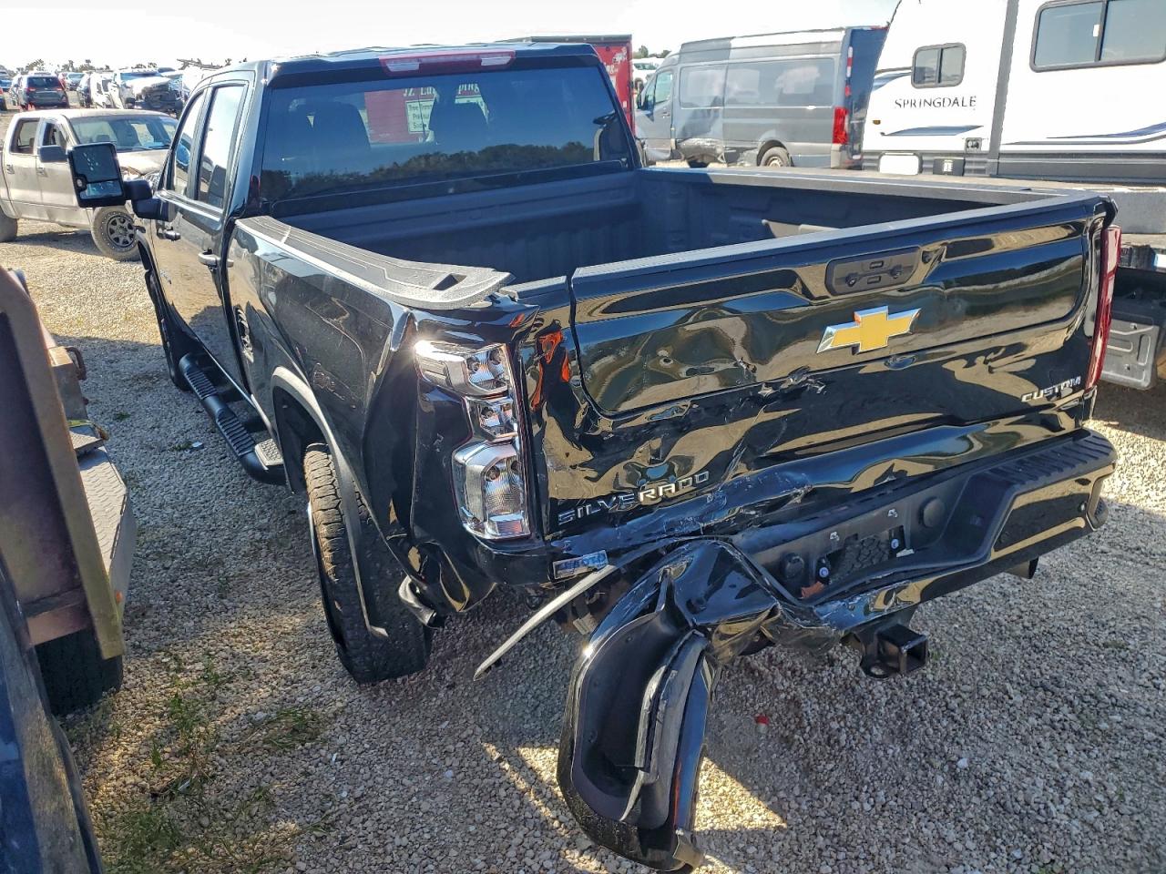 Chevrolet Silverado K2500 Custom Image 3