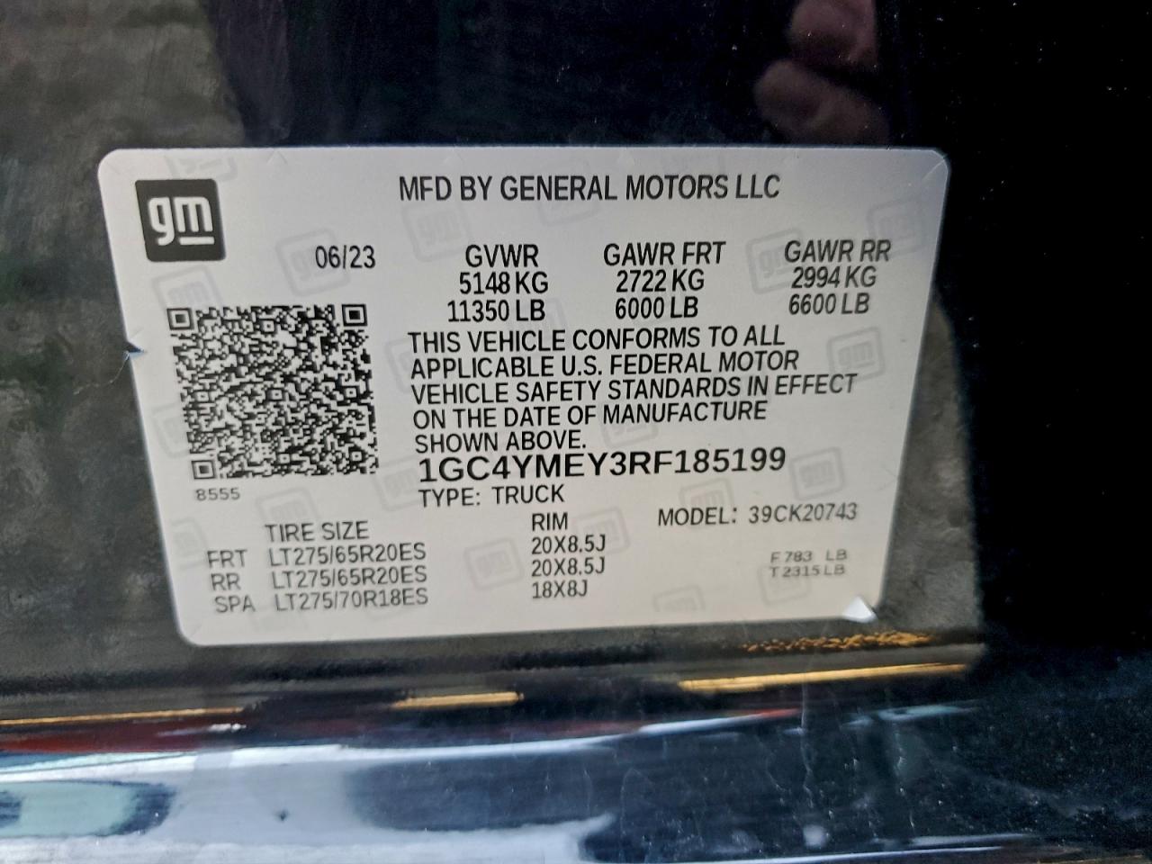 Chevrolet Silverado K2500 Custom Image 10