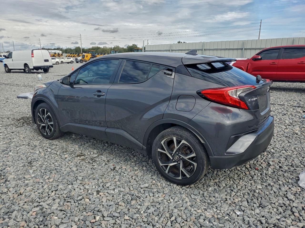 Toyota C-HR Xle Image 12