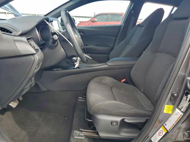 Toyota C-HR Xle Image 8